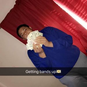 Meet your Posher, Lonnie